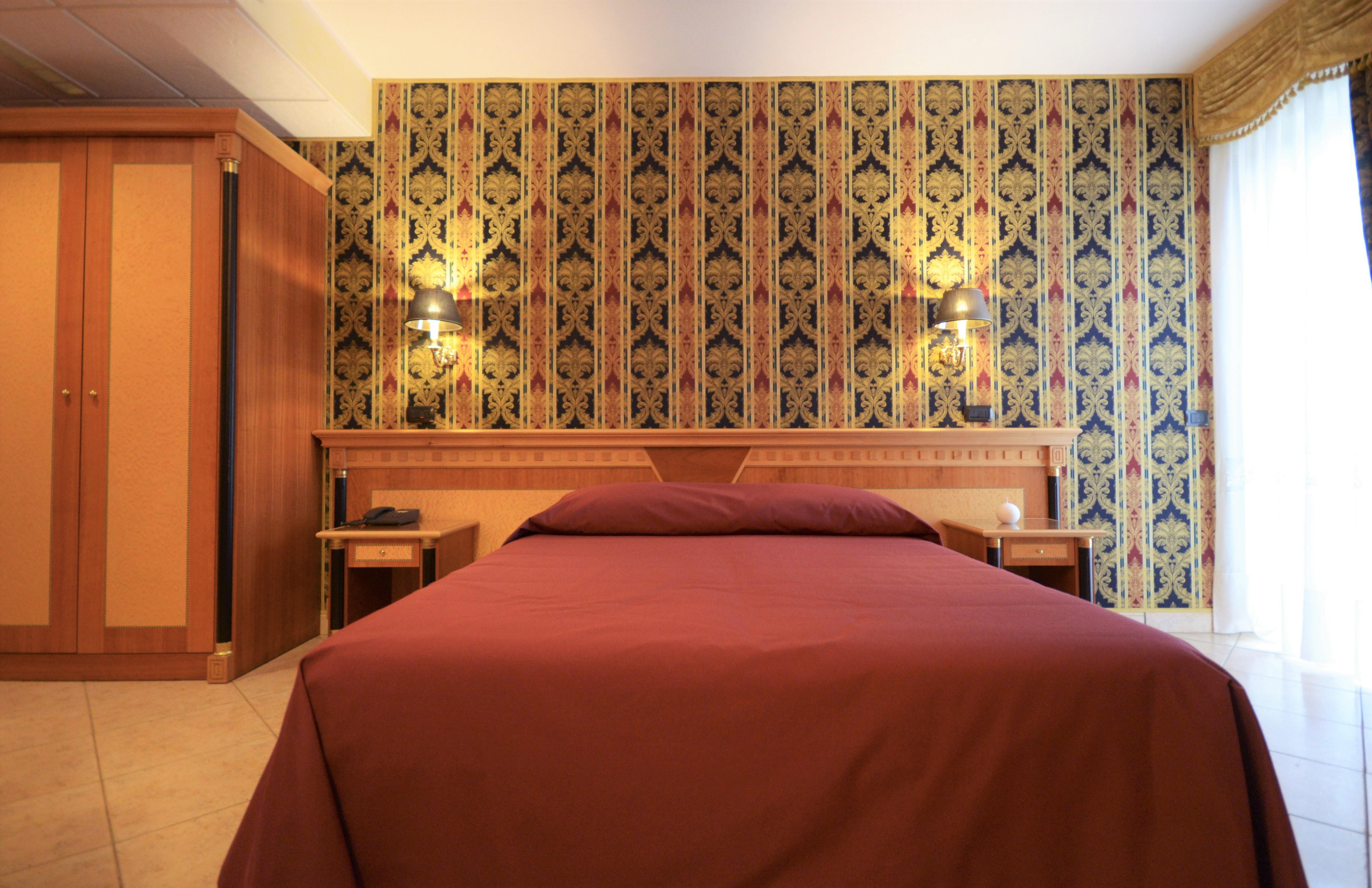 San Giovanni Rotondo Palace - Alihotels エクステリア 写真