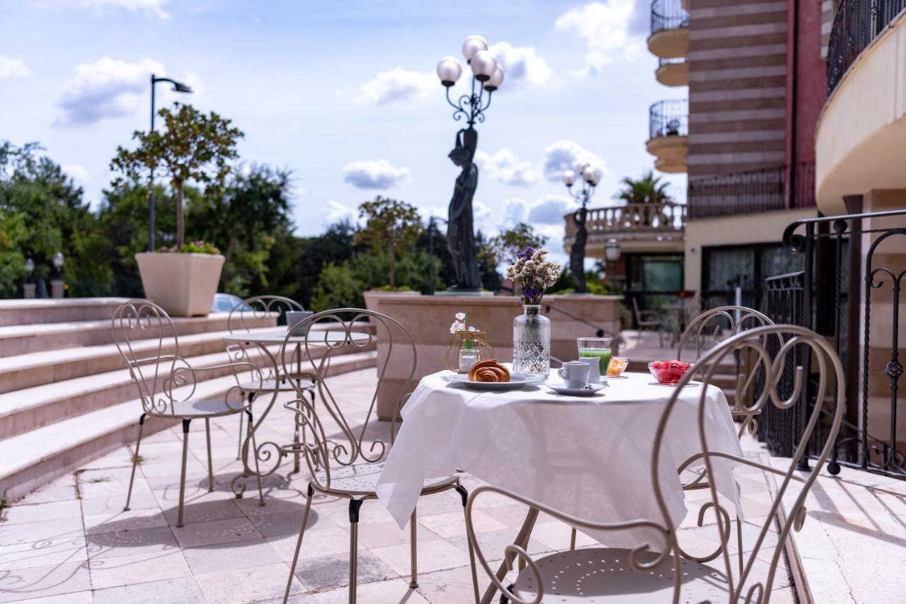 San Giovanni Rotondo Palace - Alihotels エクステリア 写真
