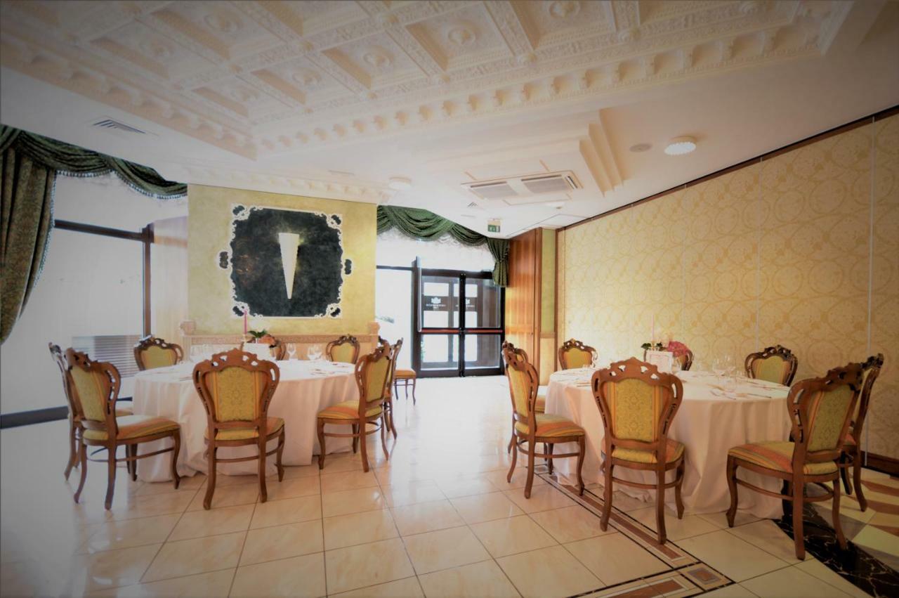 San Giovanni Rotondo Palace - Alihotels エクステリア 写真